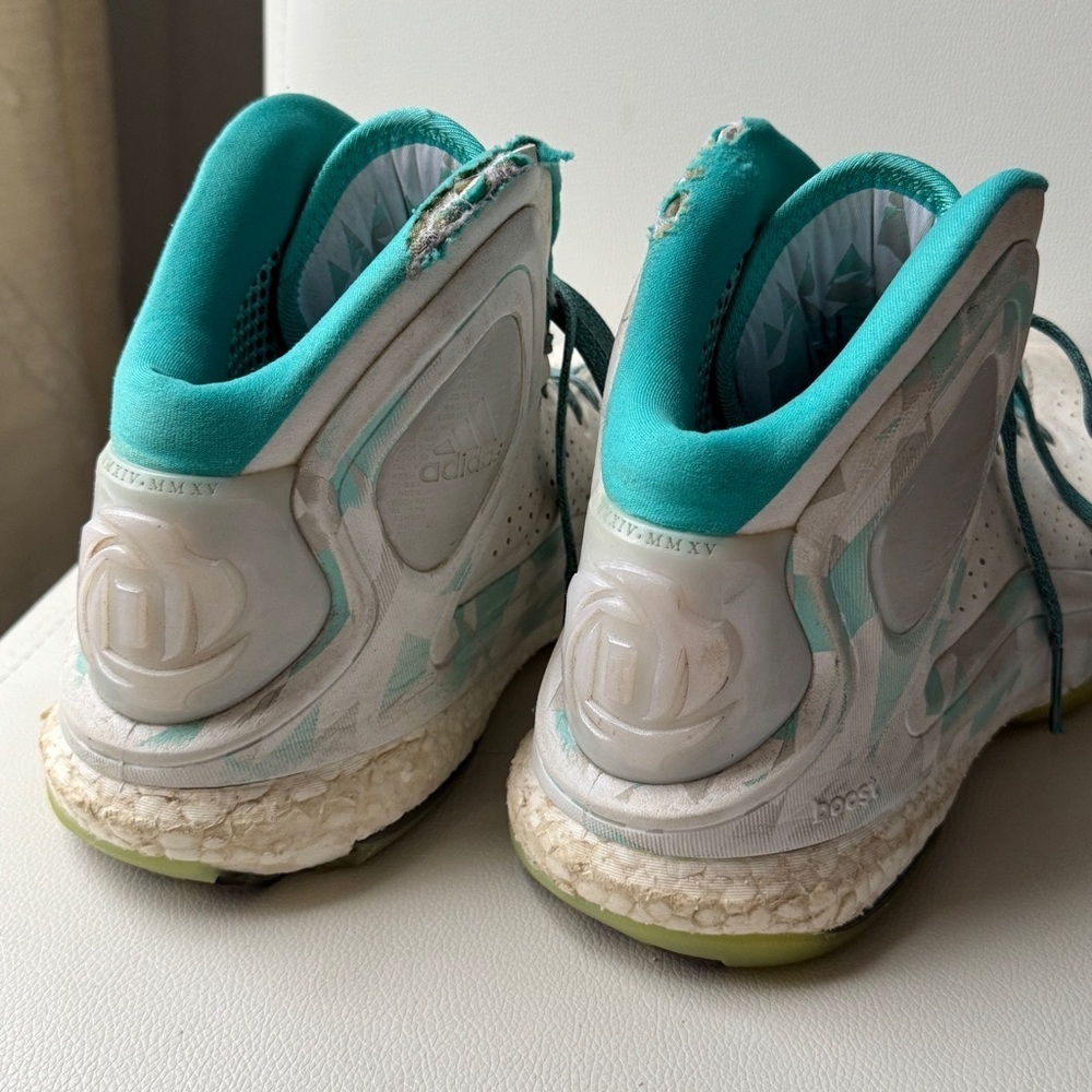 Adidas D Rose 5 Teal and White Basketball Shoes - Picture 9 of 14